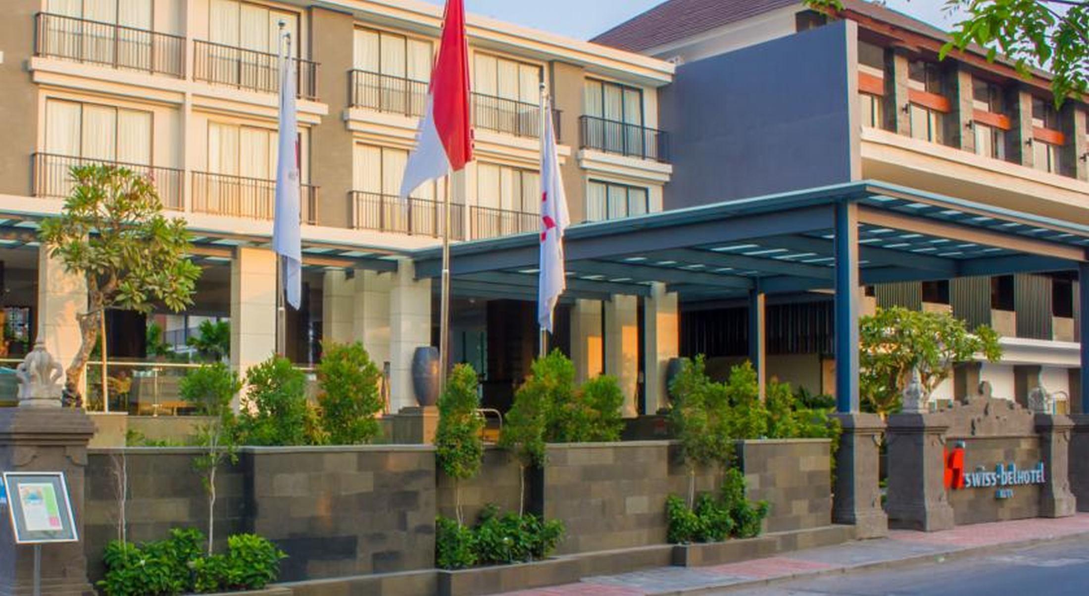 Swiss-Belhotel Tuban Kuta Lombok Exterior foto