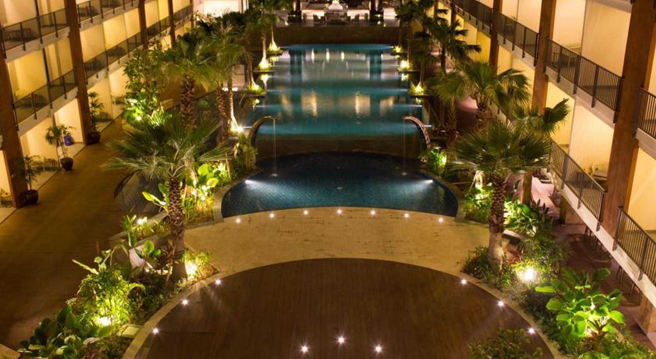 Swiss-Belhotel Tuban Kuta Lombok Exterior foto